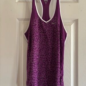Nike Women's Purple Patterned Tank Top